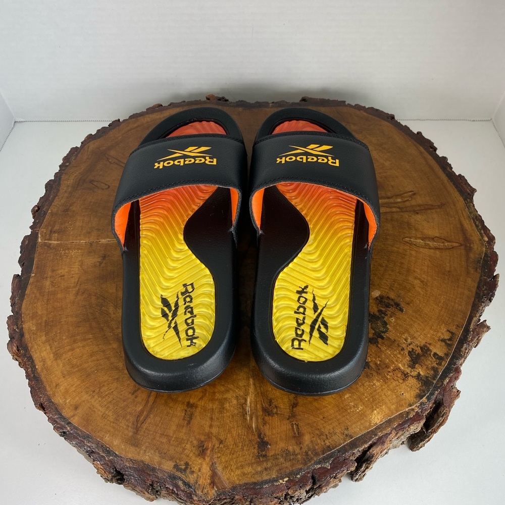 Reebok Slide - Picture 2 of 5